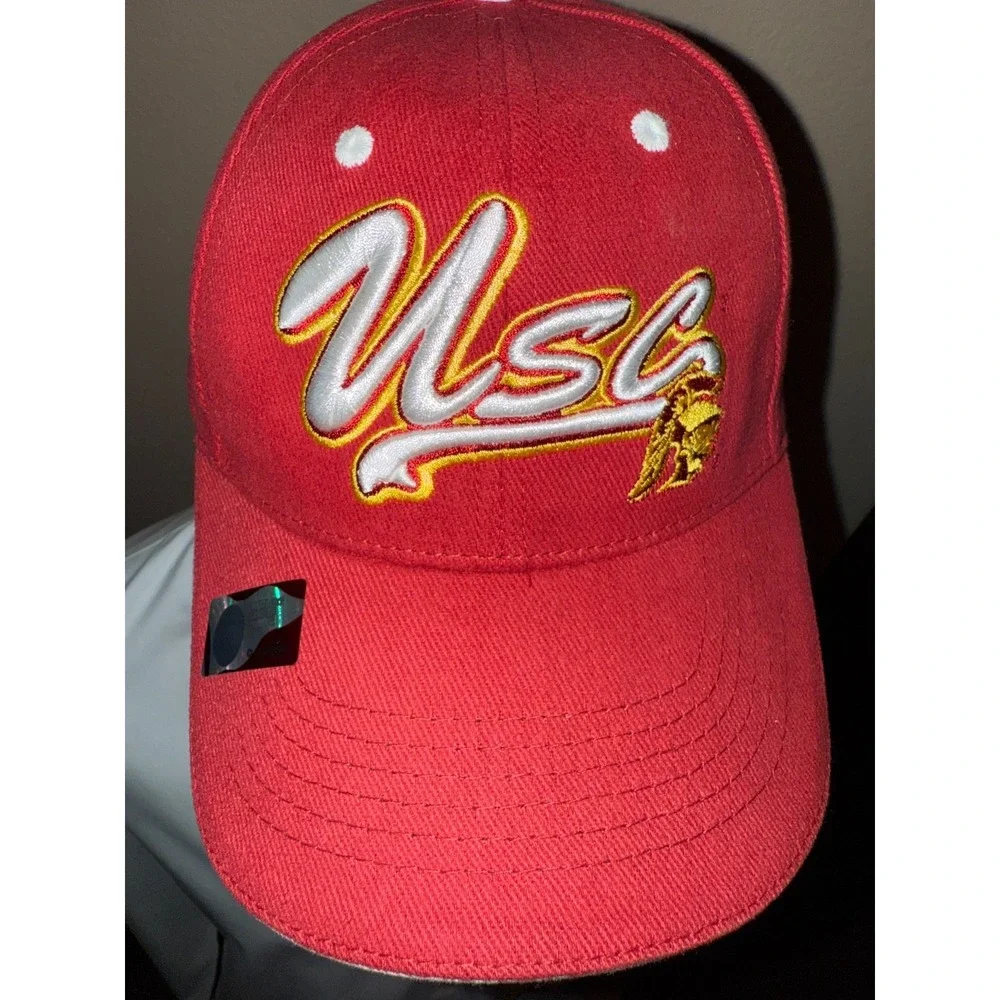 Captivating Headgear USC Trojans‎ NCAA Football Men's Cap Red Strapback Hat